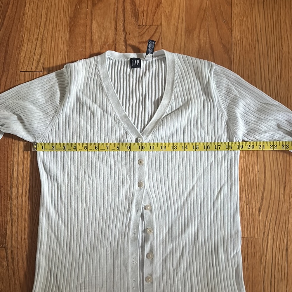 Gap button down long sleeve sweater - Picture 4 of 4